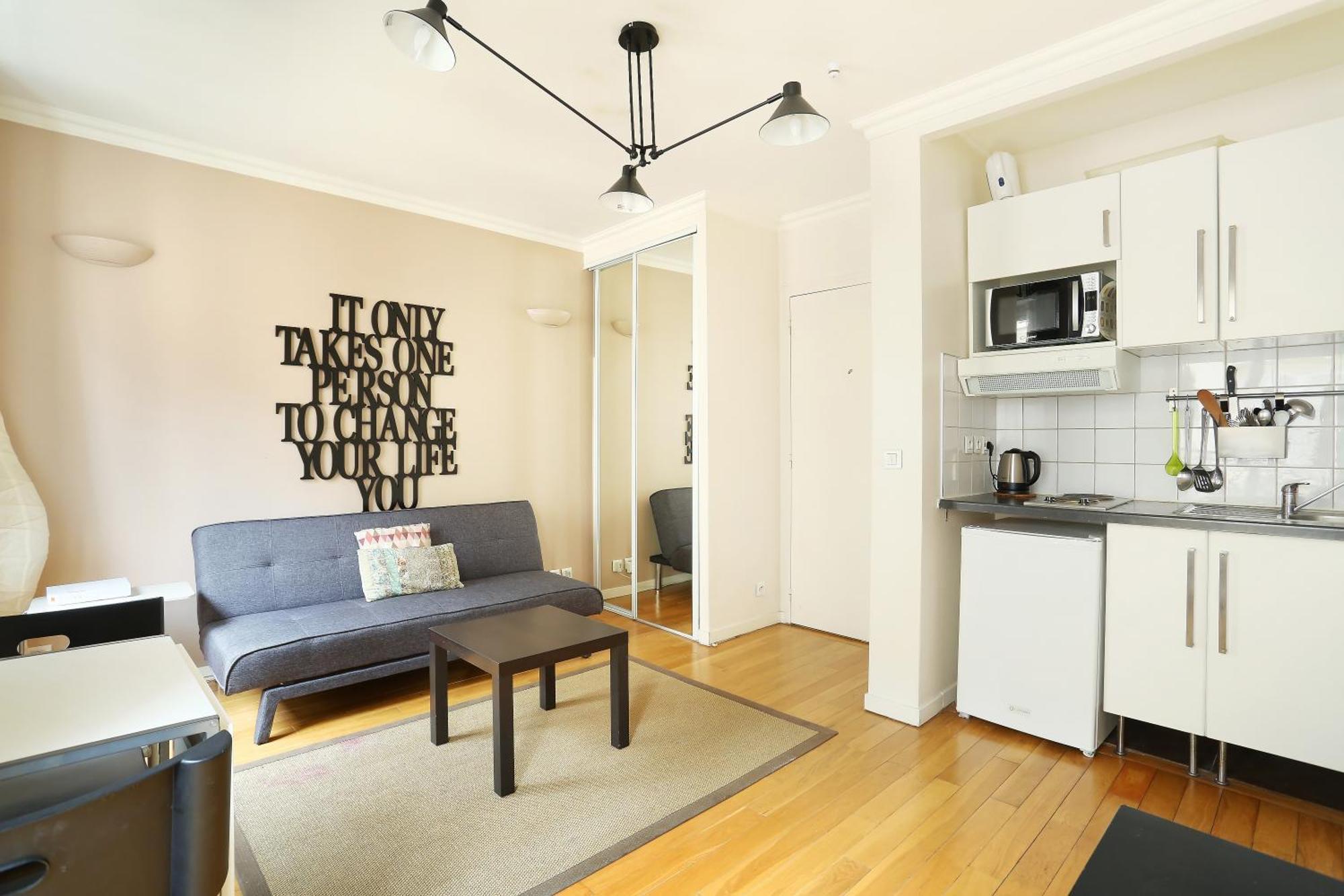 Pick A Flat's In Batignolles - Rue Biot París